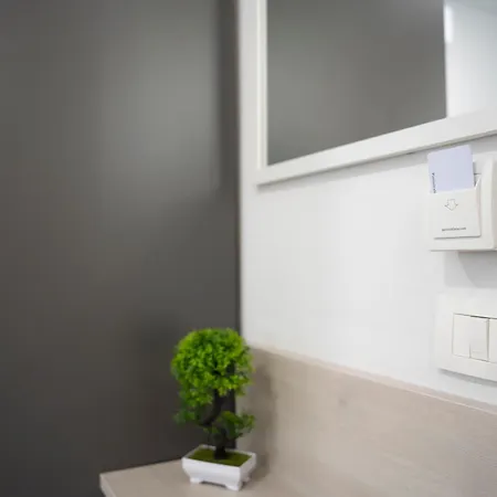 住宿加早餐酒店 Babilonia Castrofilippo